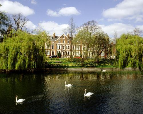 Arundel Hotel 