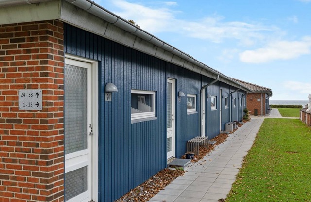 "Asfrid" - 80m from the sea by Interhome