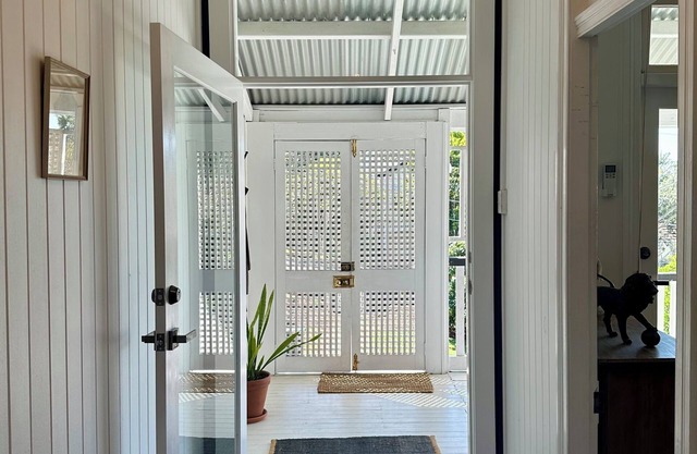 “Ashcroft” 3-6 Month Stay. Unique Inner City Property.