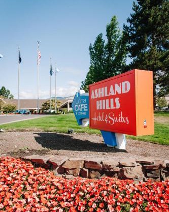 Ashland Hills Hotel & Suites