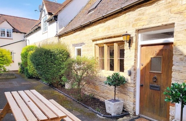 Ashwin Court Cottages Gwenelin Cottage - sleeps 2