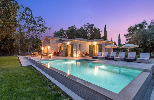 Astarte Villas - Laalu Luxurious Private Villa with Pool