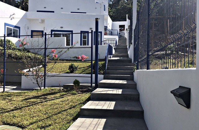 ATAMI/SURF CITY beach-front STUDIO in Gated Community