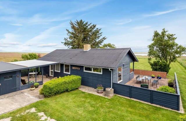 "Atena" - 200m from the sea by Interhome