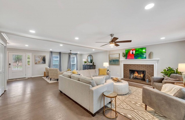 ATH - Sandy Springs longterm rental. Mile from 400/285