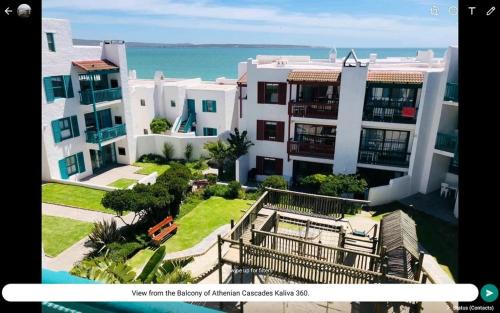 Athenian Cascades Kaliva 360