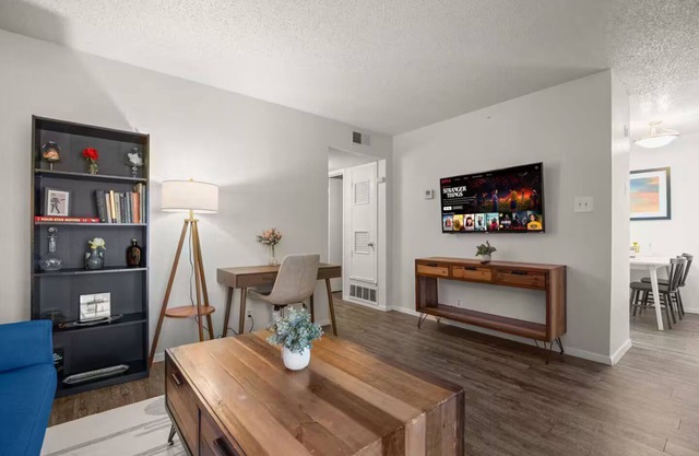 ATX Casa Vida BnB ~ Near North Loop & UT