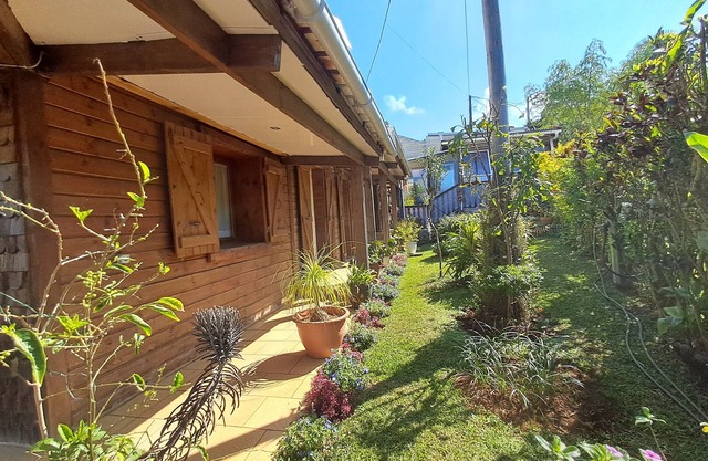 Atypical house in the wild south of Reunion Island