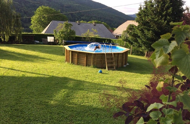 Au Crêt du Bois" holiday home