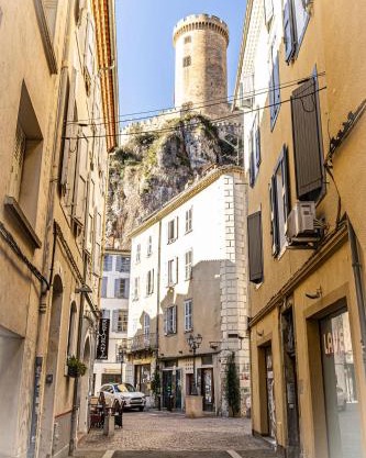 Au Pied du Château, Gîte Le Grand Fux