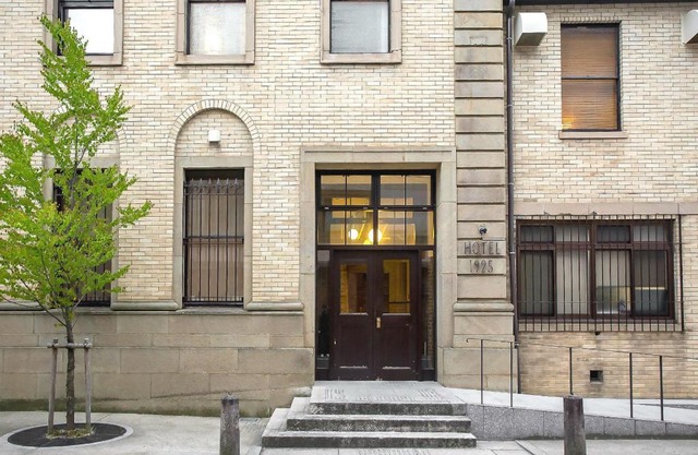 Auberge Toyooka 1925