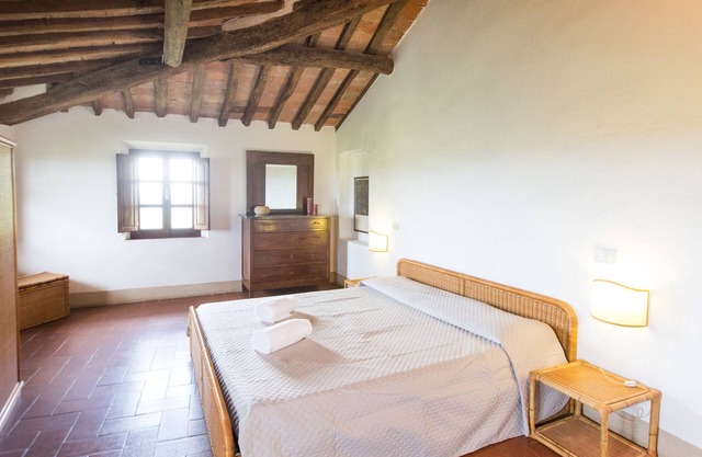 Authentic Panoramic Huge Olmo - Heart of Tuscany