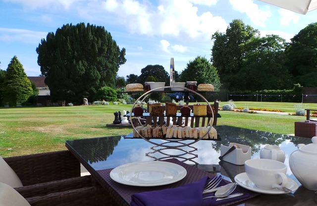Avisford Park Hotel