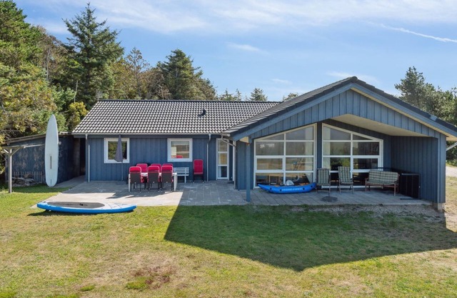 "Awenita" - 50m to the fjord by Interhome