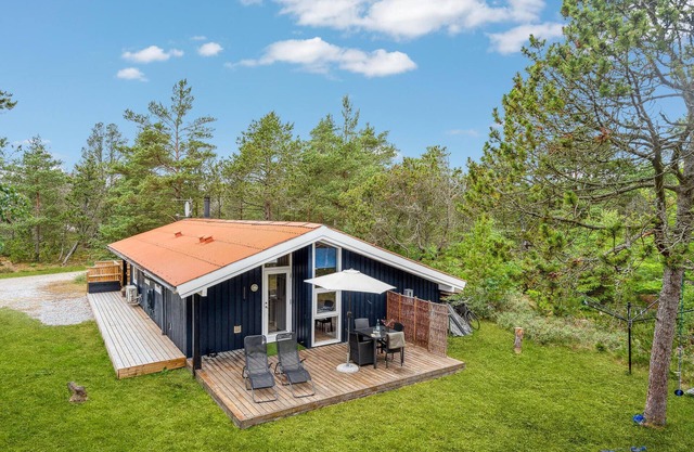 Awesome home in ålbæk with sauna