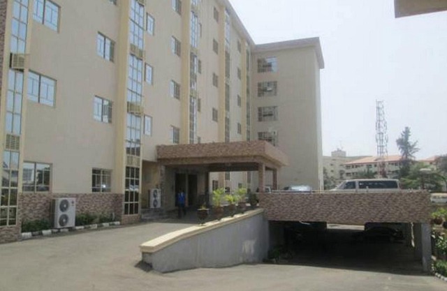 Ayalla Hotels Suites-abuja Royal Suite