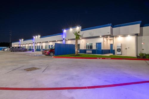 Azul Inn