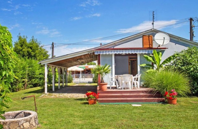 Azzurro by Interhome