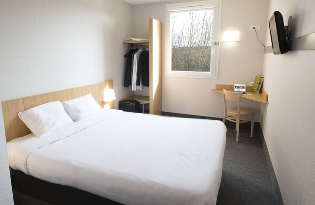 B&B HOTEL Auxerre Monéteau