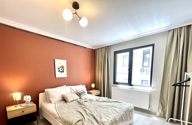 Başkurt 7 - Ultra Modern & Luxury Flat w/2 BR, 3 ACs, Taksim