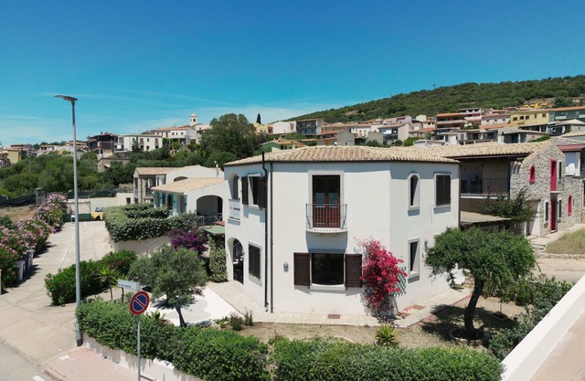 Badesi – Sea View Villa with Pool and Electric Car Charging ⚡ in Gallura