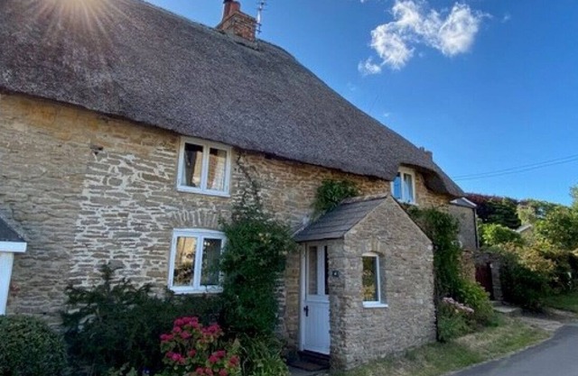 Badgers Cottage - Two Bedroom House, Sleeps 4