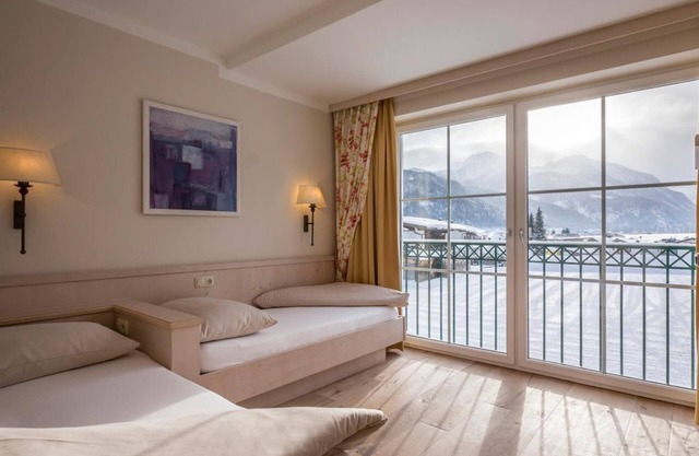 Bambini suite Mickey (WI oSKI 34) - Familienparadies Sporthotel Achensee