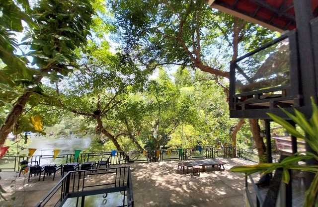 Bamboo River House Kaeng Krachan