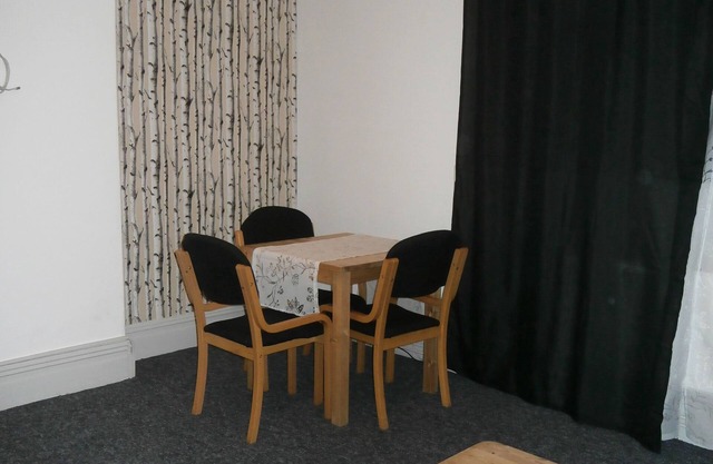 Bayapart Large Two Bedroom Apartment