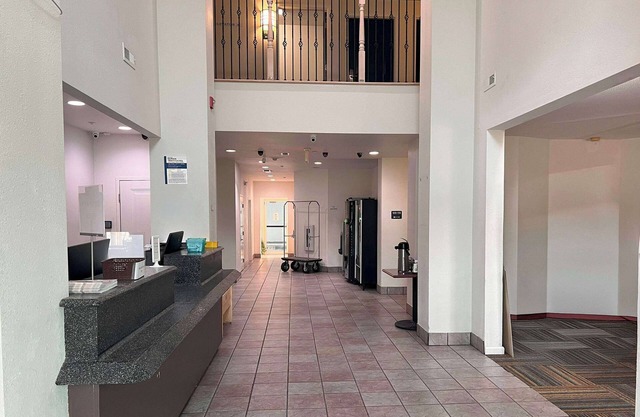 Baymont by Wyndham Kingdom City