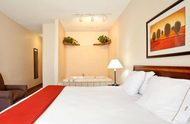 Baymont by Wyndham Merrillville