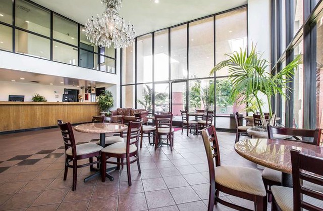 Baymont by Wyndham Ontario