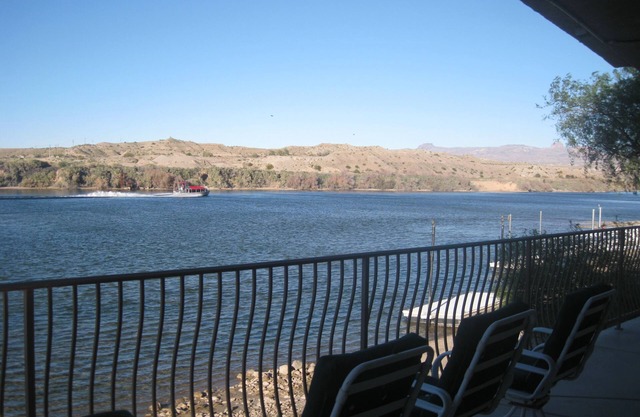 Beach and River front 4000sq.ft. house. Great for snowbirds and guests.