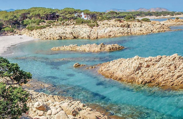 Beach front apartment in Orosei