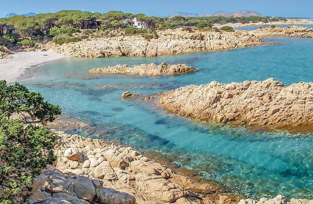 Beach front apartment in Orosei