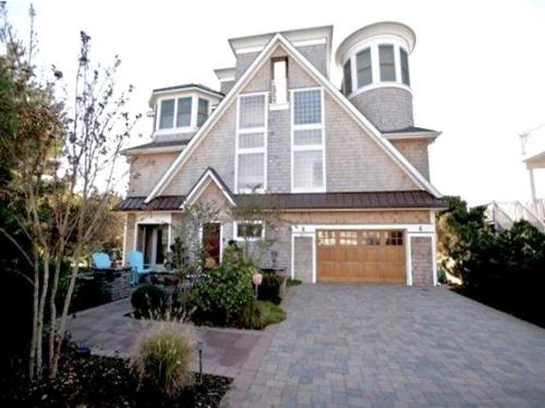 Beach Front Luxury Vacation Rental On Lbi