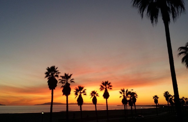 Beach/Ocean View Vacation Rental. Steps To The Beach. Relax And Be Pampered.