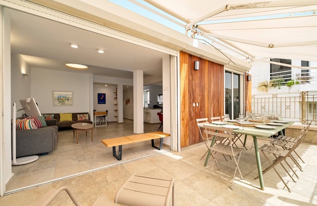 Beach Penthouse & Terrace near Hilton by FeelHome