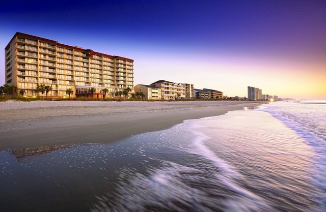 Beach Side Resort perfect location with indoor/outdoor Pools