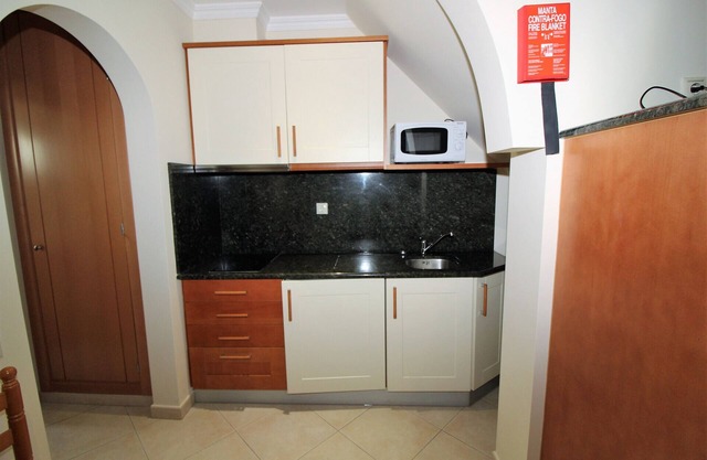 Beach Waves / Albufeira