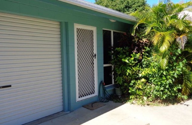 Beachcomber Unit 5 - Geoffrey Bay