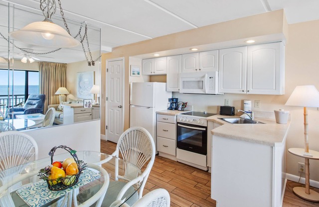 Beacher's Lodge Oceanfront Suites