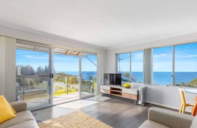 Beachfront Apartment - Port Macquarien