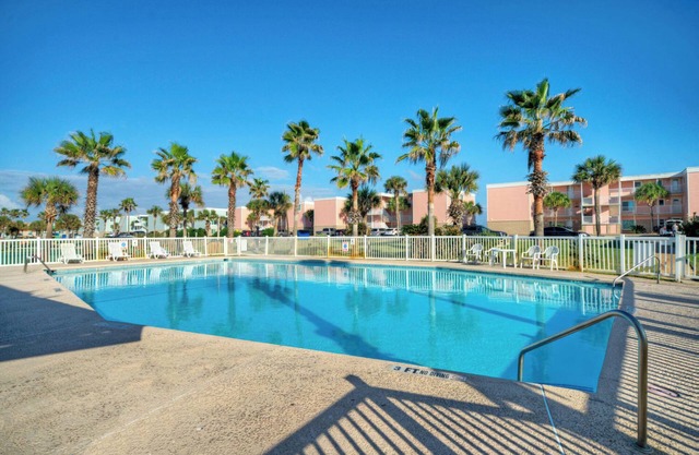 Beachfront Condo, Prvt Balcony w/View, Pool Access | Beach Happy by AvantStay