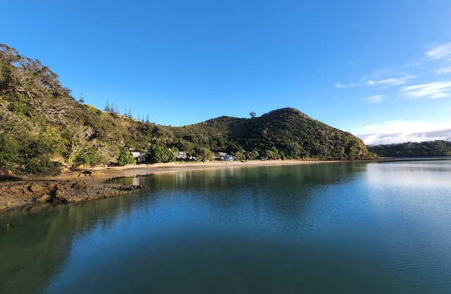 Beachfront hideaway in Ruffins Bay