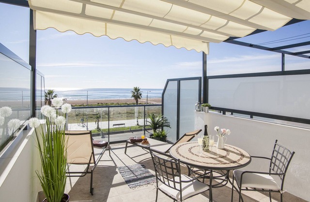 Beachfront Penthouse ZA2N4