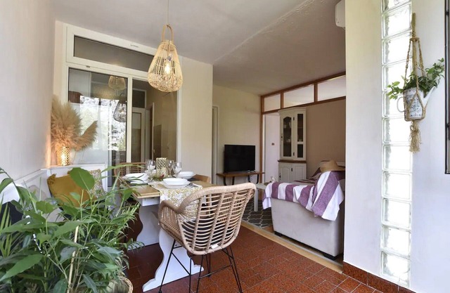 Beachfront penthouse Boho - Two Bedroom Apartment