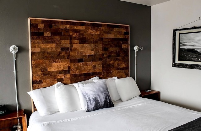 Beachside Bliss! Pet-friendly Hotel with Indoor Pool and Sauna, Free Parking!
