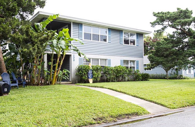 Beachy Getaway–Cozy, Clean & Equipped w/All Essentials! Relax, Enjoy & Refresh!