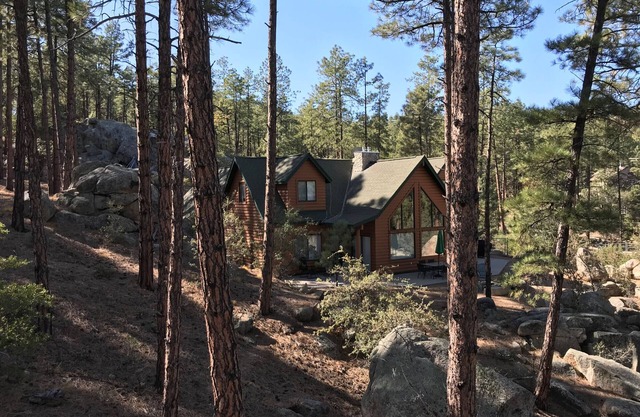 Bear Tree Lodge - Prescott Cabin Rentals